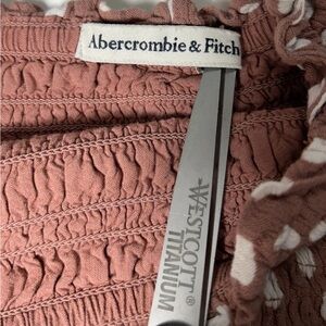 Abercrombie & Fitch Ruched Mauve Top